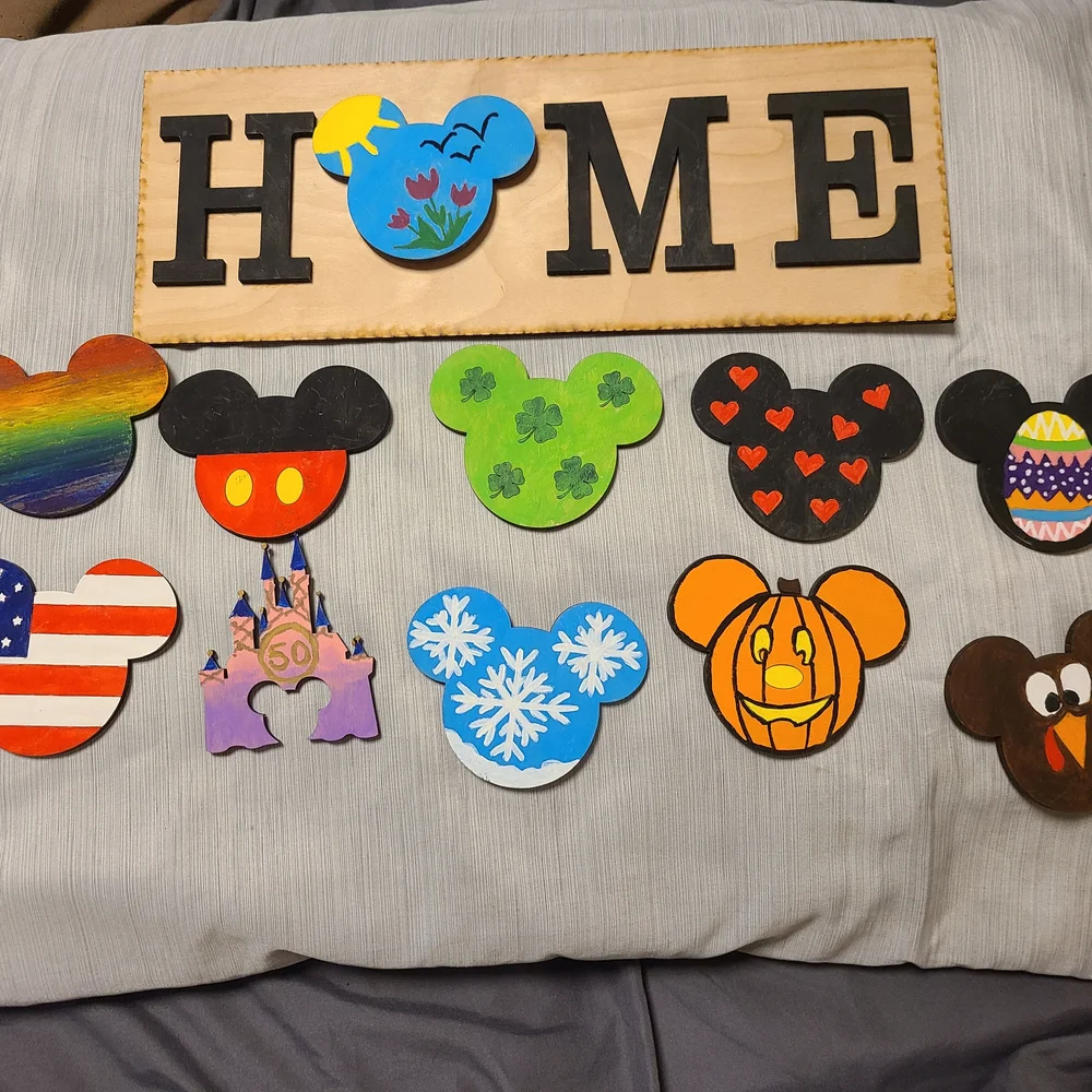 Disney Home Accents Decor with Mickey Mouse Theme - Picture 8 of 11